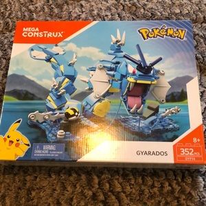 Mega construct Pokémon 352 pcs never opened